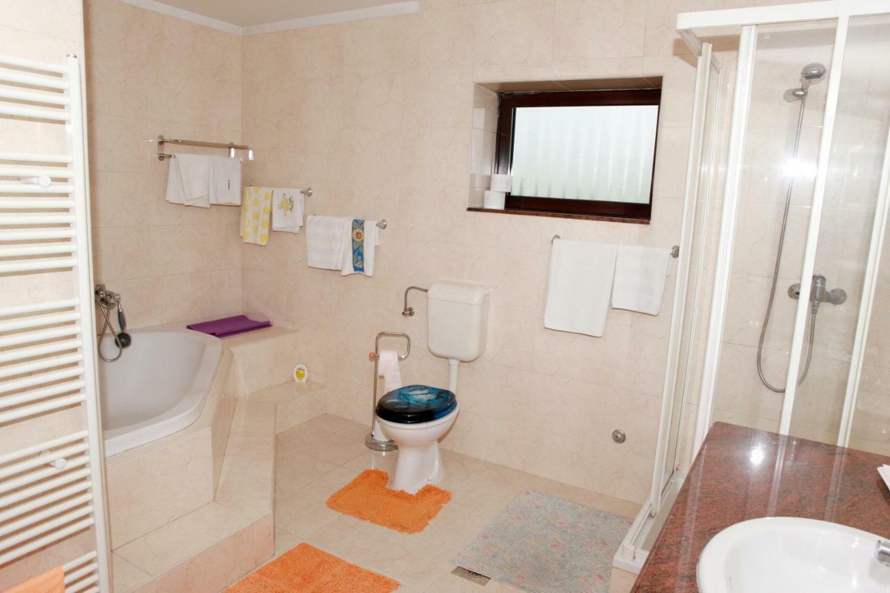Apartmani Kristanic Karlovac Exteriör bild
